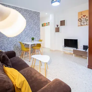Apartamento Esencia De Entre La Viña Y El Mercado, Cádiz