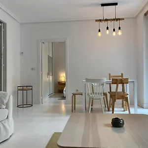 https://luminoso-apartamento-en-el-centro-de-san-sebastin.basquecountryhotels.org