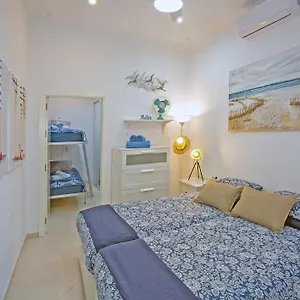 https://el-faro-del-manteca.es-andalucia.com