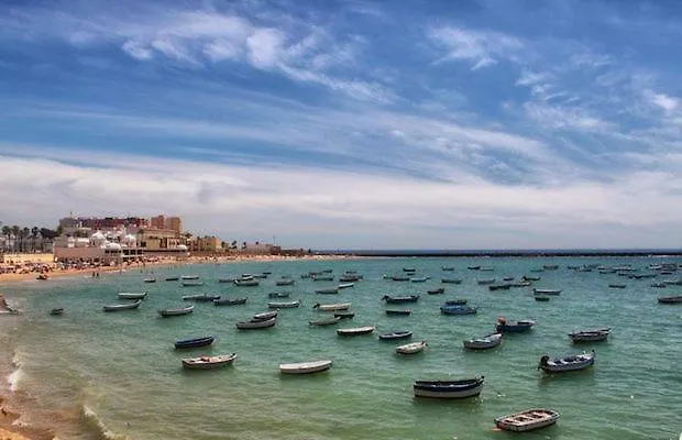 Apartamento La Perla de La Caleta Cádiz 0*,